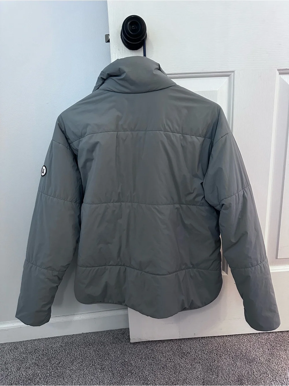 Vuori Canyon Insulated Jacket - Picture 2 of 4